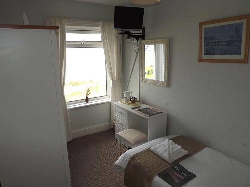 Balmoral Guest House 블랙풀 외부 사진