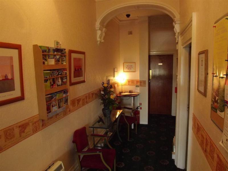 Balmoral Guest House 블랙풀 외부 사진